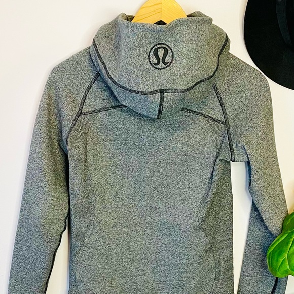 Scuba Hoodie - Picture 2 of 3